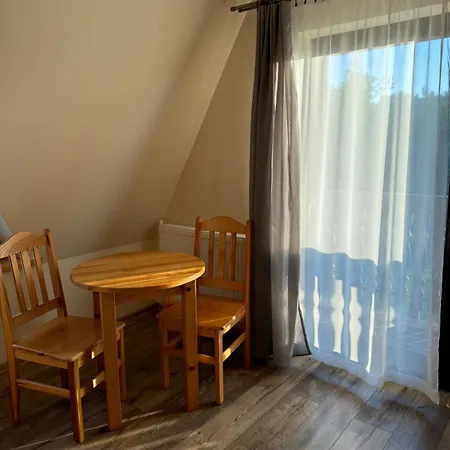 Dwuosobowe, Czteroosobowe Ii Chocholow