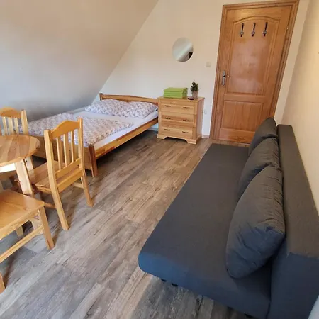 Apartment Dwuosobowe, Czteroosobowe Ii Chocholow