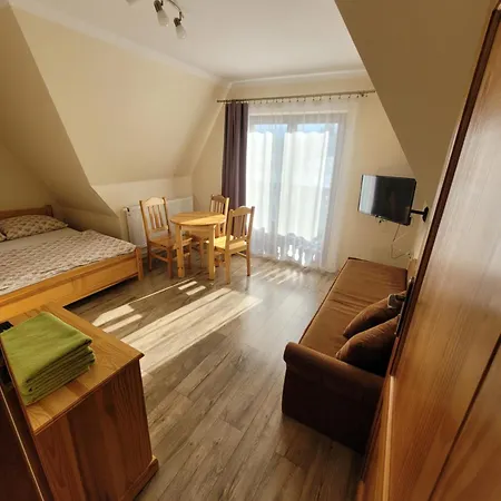 Dwuosobowe, Czteroosobowe Ii Chocholow